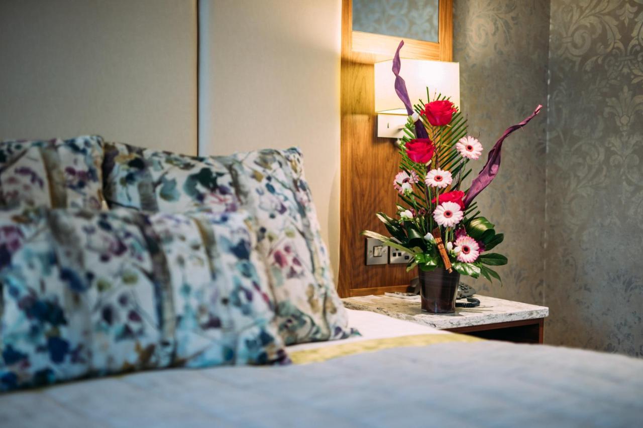 The Valley Hotel & Carriage Gardens ファイブマイルタウン エクステリア 写真
