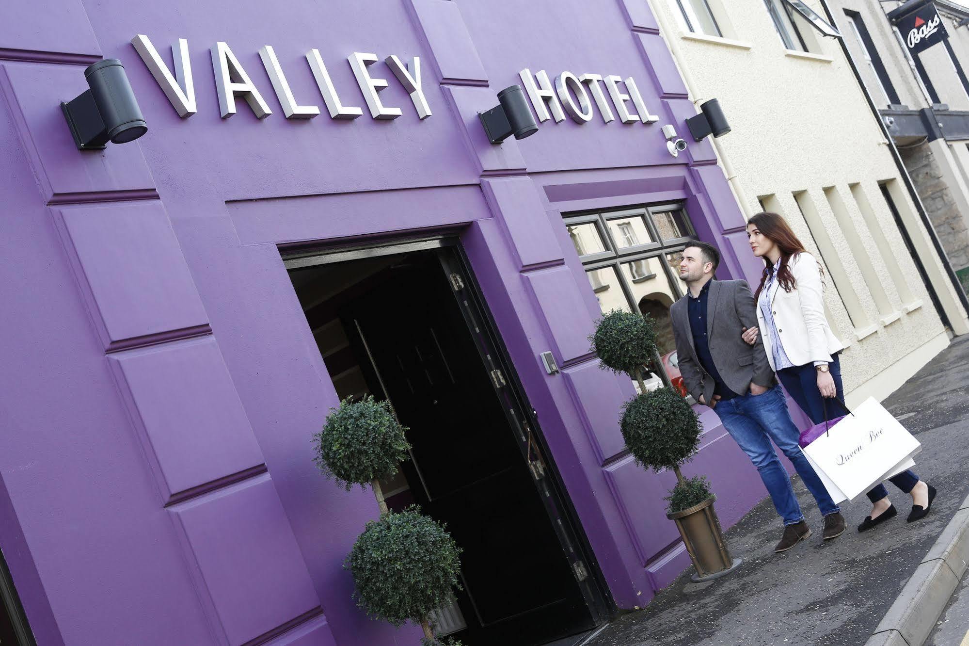 The Valley Hotel & Carriage Gardens ファイブマイルタウン エクステリア 写真
